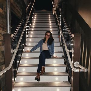 Meet your Posher, Chanel